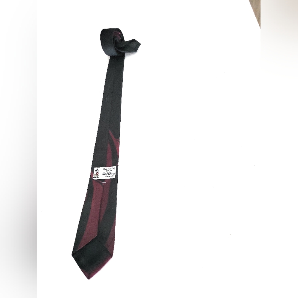 Disney Men's Black and Red Tie